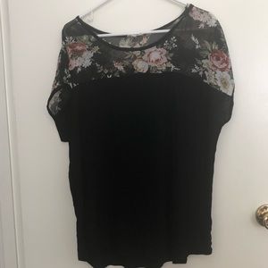 black floral shoulder tee